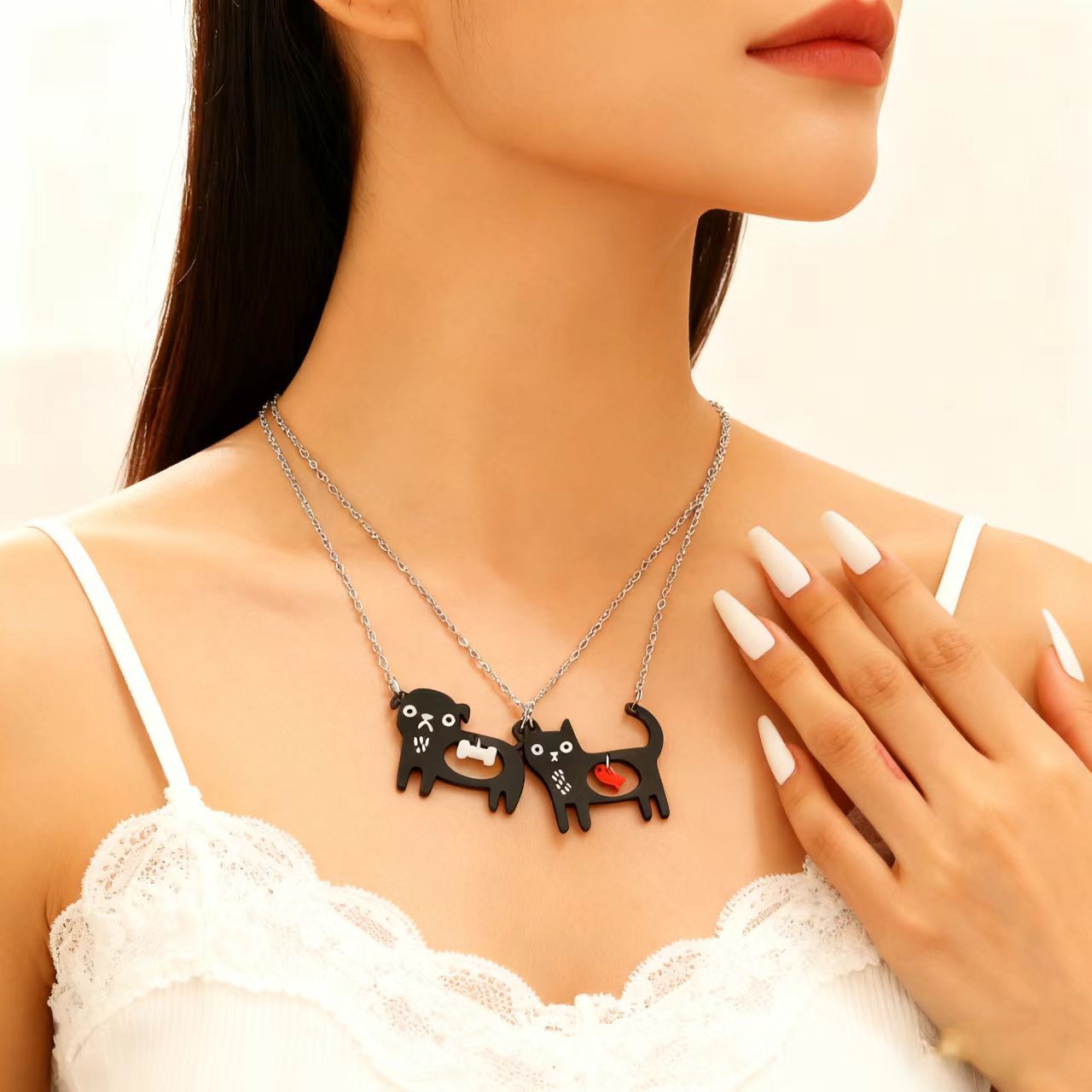 Cute Dog & Cat Cartoon Necklace – Creative Pendant Collarbone Chain for Pet Lovers